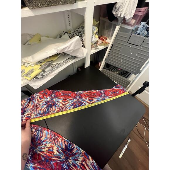 TC LulaRoe Fourth Of July Leggings size 16 - Picture 7 of 9